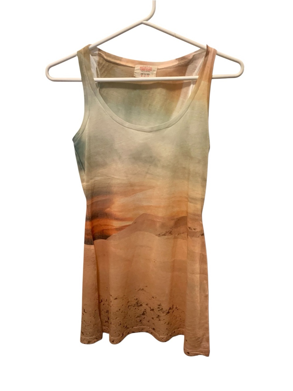 Zara Trafaluc Peach and Cream Desert-Print Tank size med